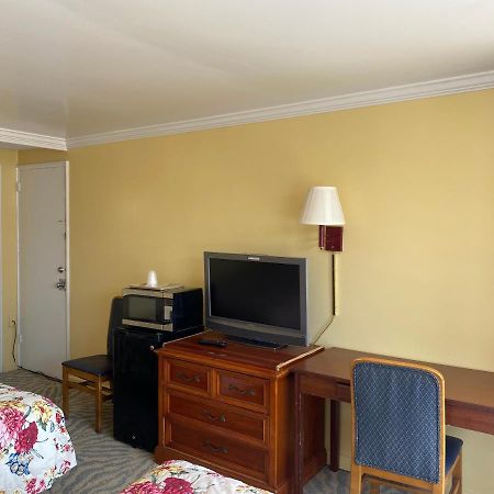 Downbeach Inn Atlantic City Bagian luar foto